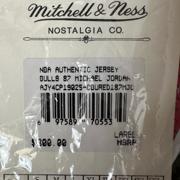 Authentic Michael Jordan M&N 1987-1988 season Jersey. - Picture 6 of 6